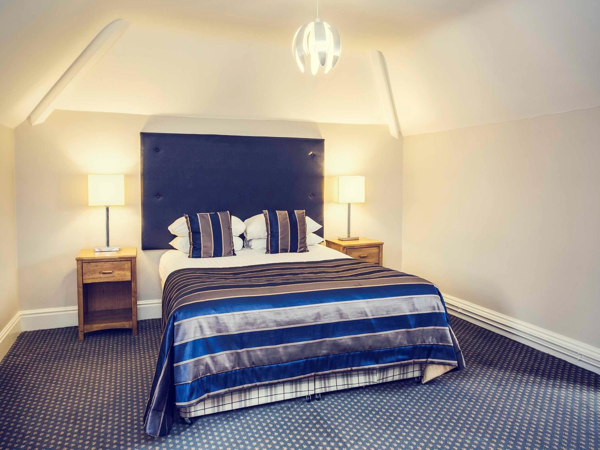 Hotel Mercure Warwickshire Walton Hall & 4*